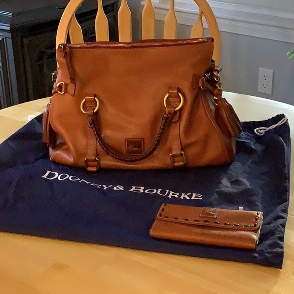 Satchel and matching wallet - Picture 1 of 10